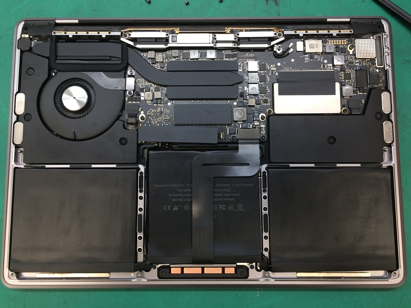 MacBook Pro 13inch 2016 バッテリー 交換 修理
