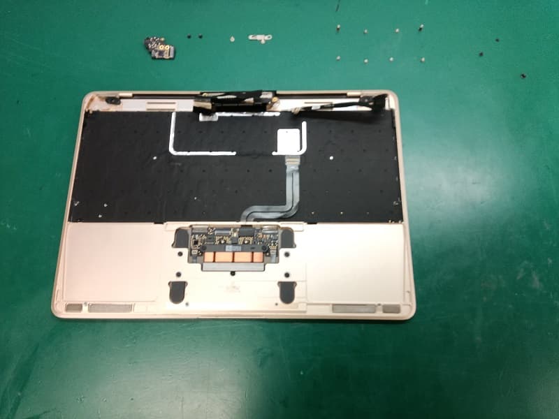 MacBook 分解