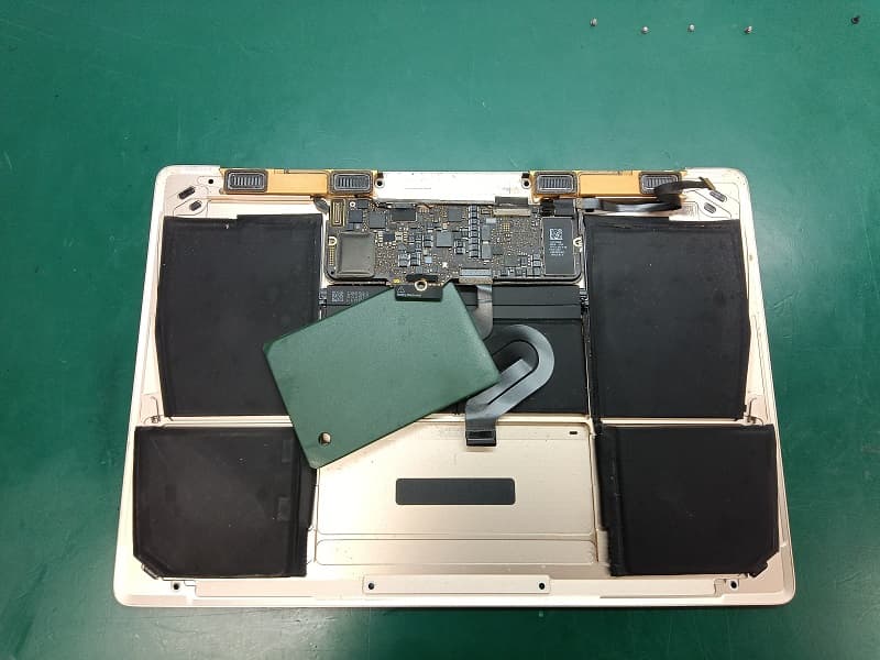 MacBook 分解